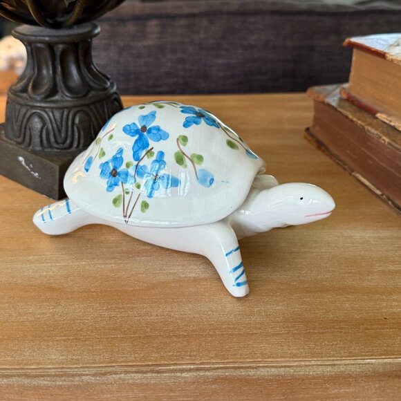 Vintage 2-piece Turtle Soap/Trinket dish made in Portugal - Picture 12 of 13